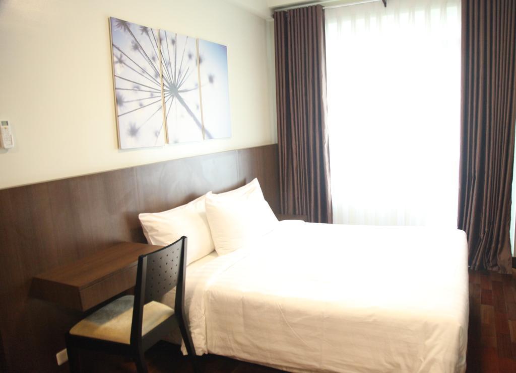 Padgett Place Prime Suites Cebu Exterior foto