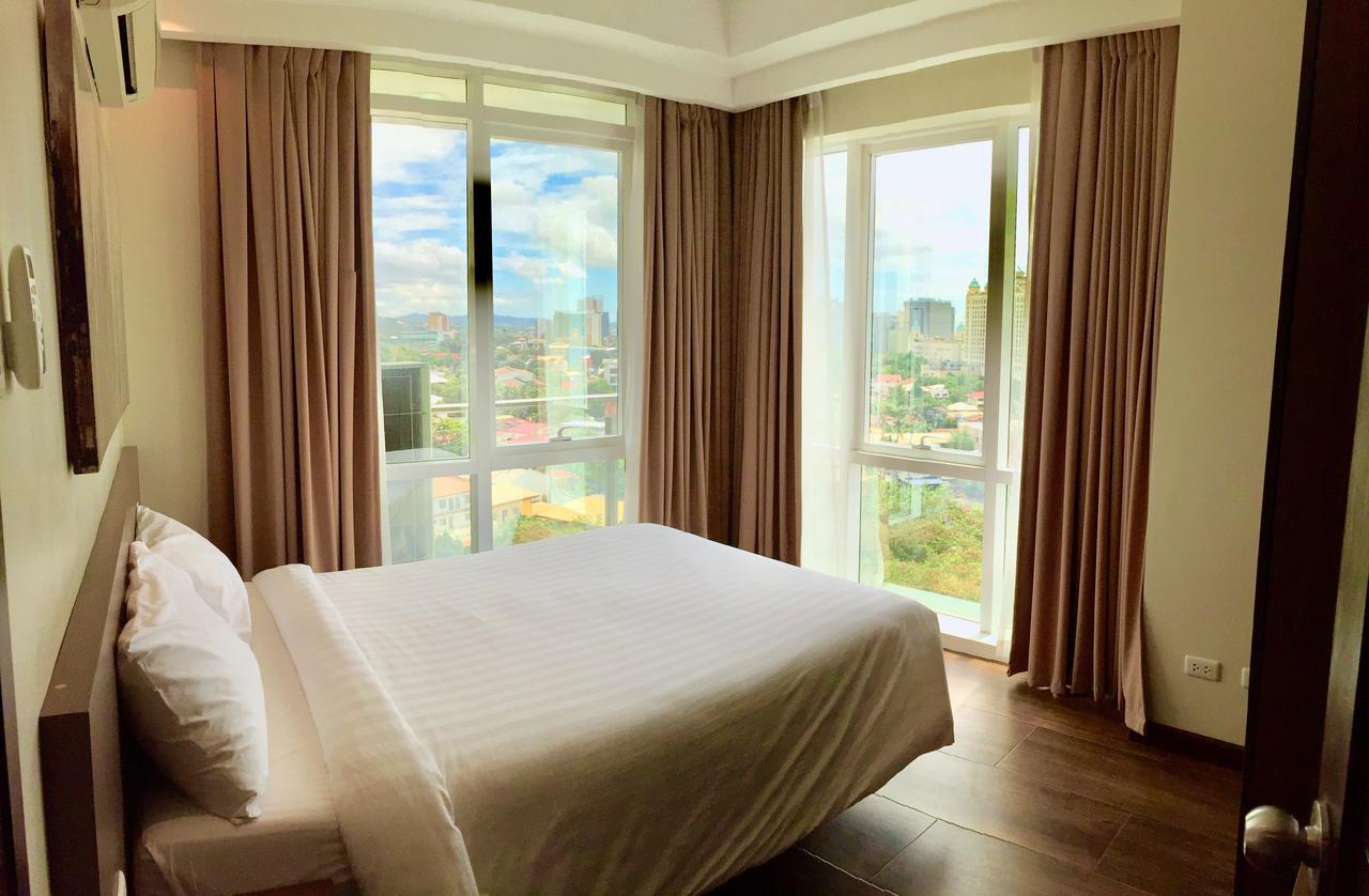 Padgett Place Prime Suites Cebu Exterior foto